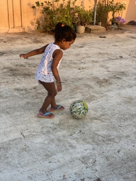 Diya_playing_football8