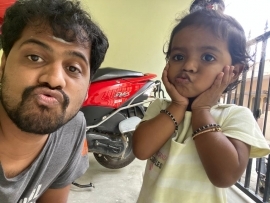 Having fun with Appa_amdiya (6)